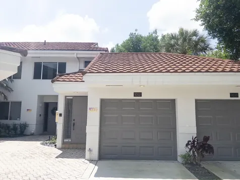 9202 NW 9th Place Plantation FL 33324