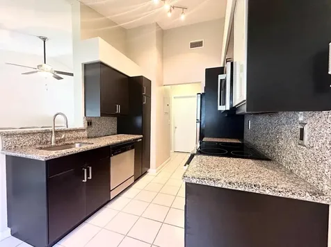 9202 NW 9th Place Plantation FL 33324