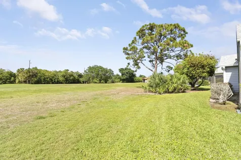 7137 SE Quincy Terrace Hobe Sound FL 33455