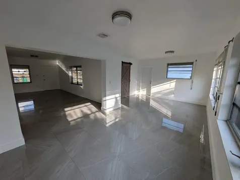 14521 Ellington Street Miami FL 33176