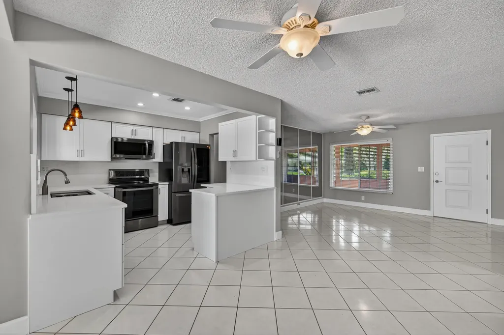 431 NE 24th Court Boca Raton FL 33431