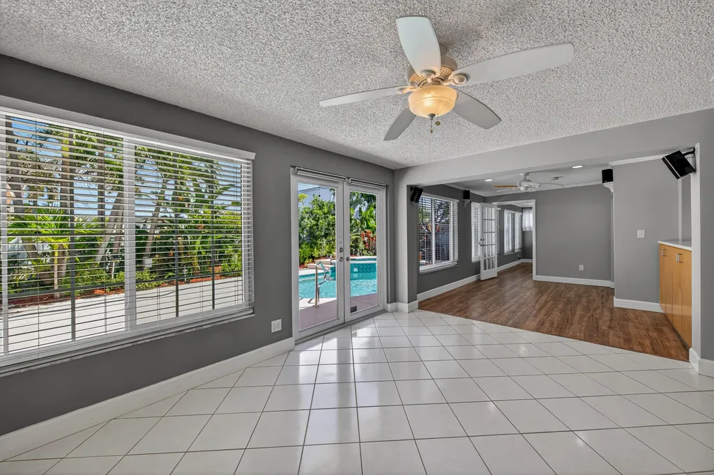 431 NE 24th Court Boca Raton FL 33431