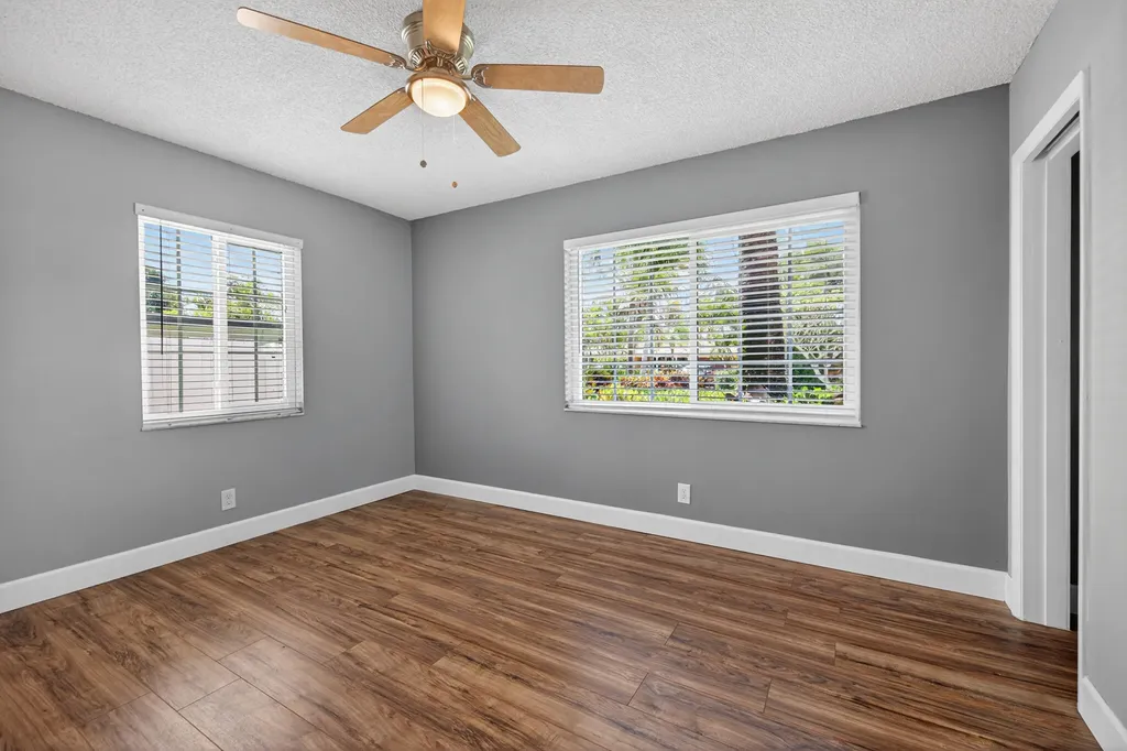 431 NE 24th Court Boca Raton FL 33431