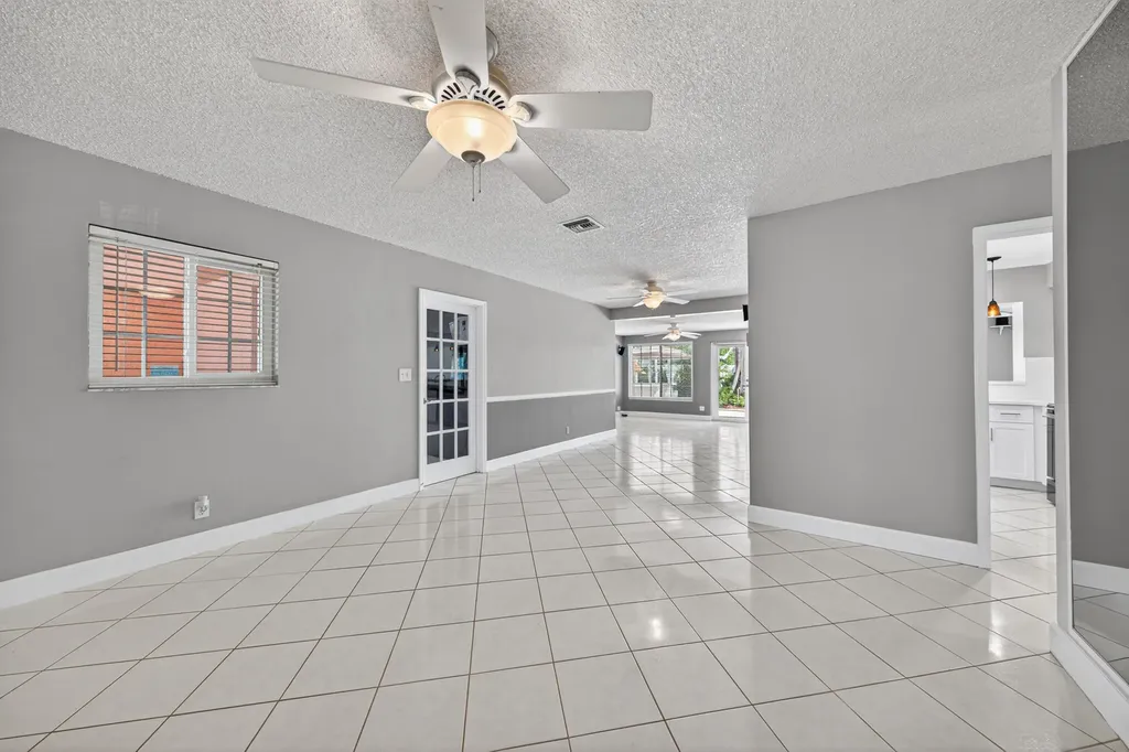 431 NE 24th Court Boca Raton FL 33431