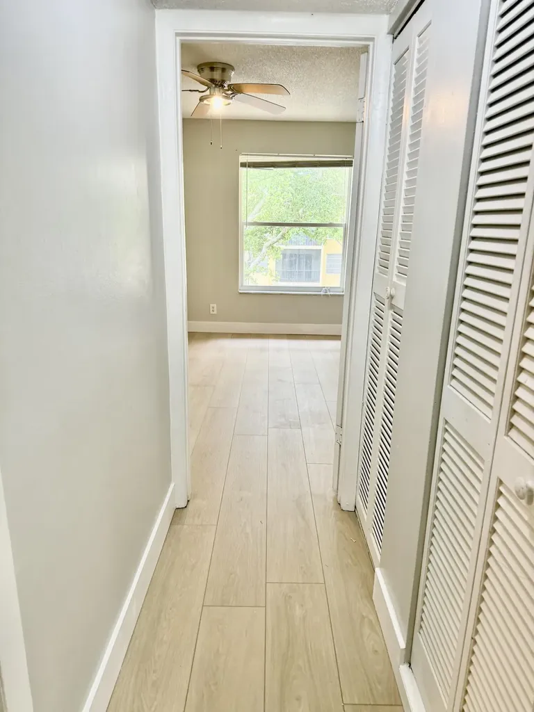 470 NW 20th Street Boca Raton FL 33431