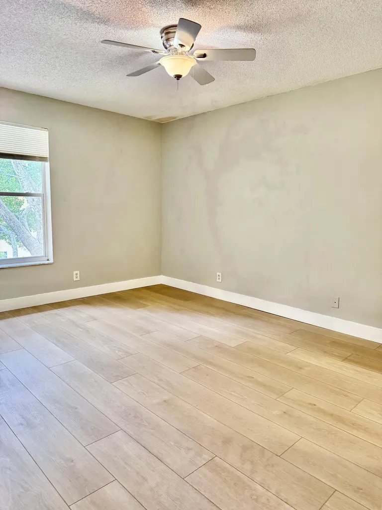 470 NW 20th Street Boca Raton FL 33431