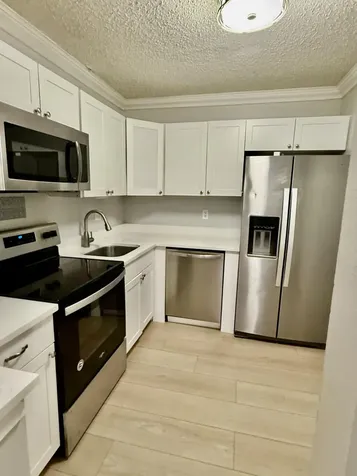 470 NW 20th Street Boca Raton FL 33431