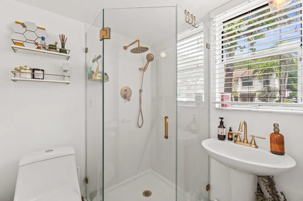 7200 NW 2nd Avenue Boca Raton FL 33487