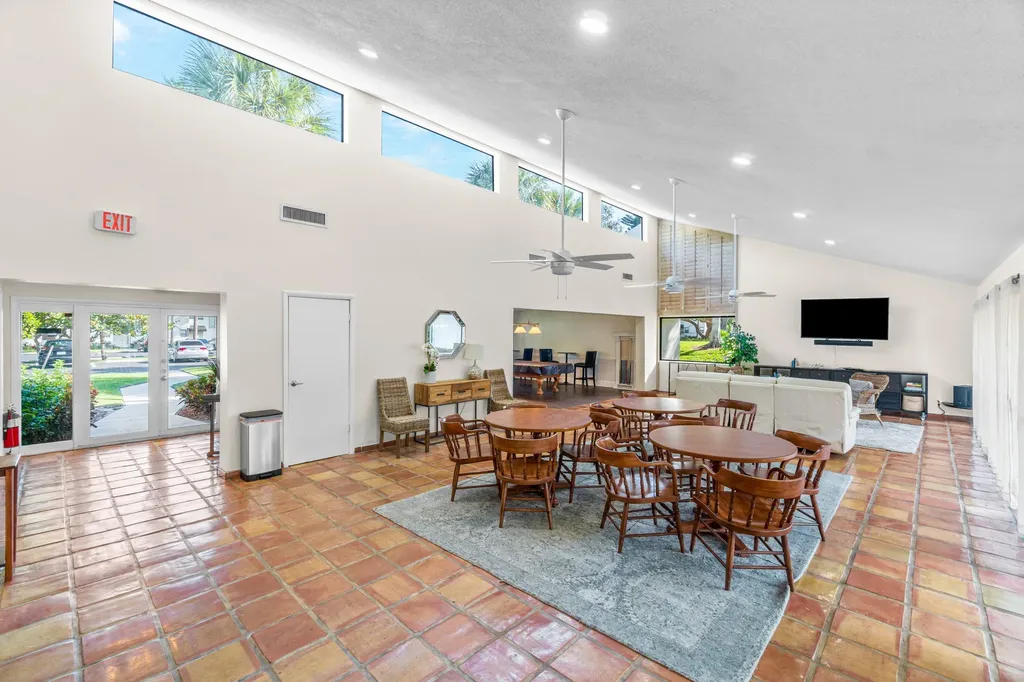 7200 NW 2nd Avenue Boca Raton FL 33487