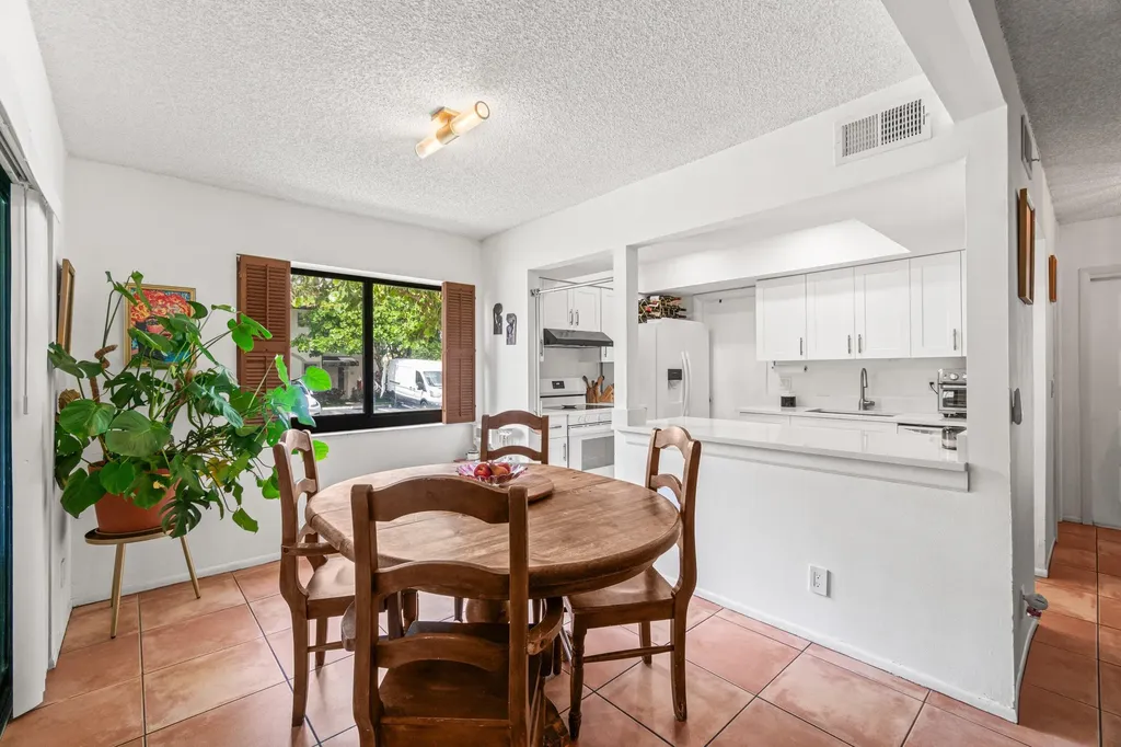 7200 NW 2nd Avenue Boca Raton FL 33487