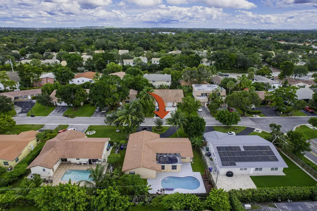 3670 NW 78th Lane Coral Springs FL 33065