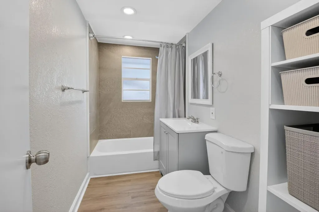 239 NW 6th Avenue Delray Beach FL 33444