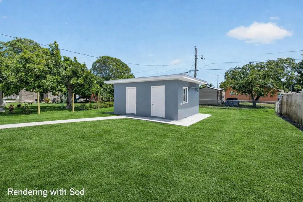 239 NW 6th Avenue Delray Beach FL 33444