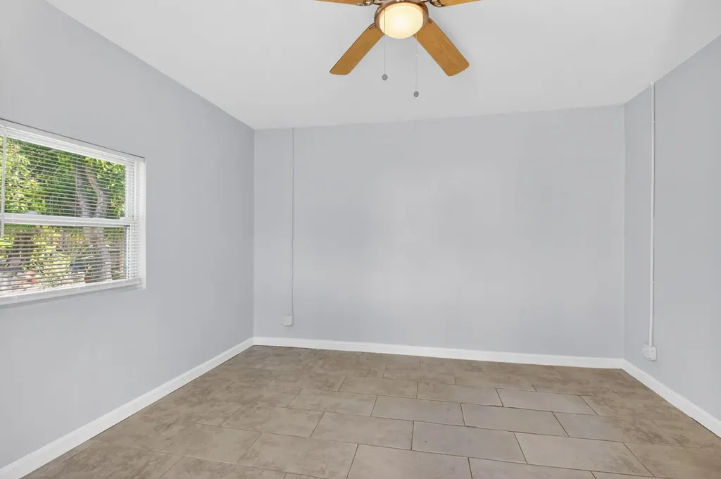 239 NW 6th Avenue Delray Beach FL 33444