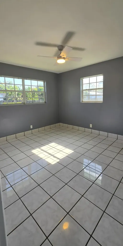 8531 Sunset Drive Palm Beach Gardens FL 33410