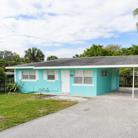 8531 Sunset Drive Palm Beach Gardens FL 33410