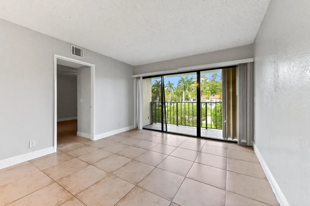 1445 Lake Crystal Drive West Palm Beach FL 33411