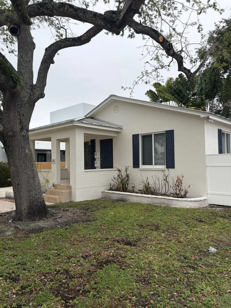 219 SW 17th Street Fort Lauderdale FL 33315