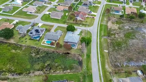 5400 NW Emblem Street Port St Lucie FL 34983