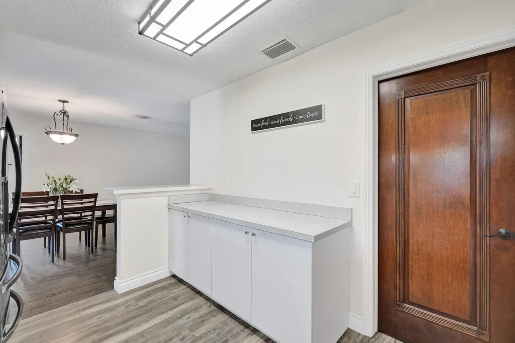 1921 N 49th Avenue Hollywood FL 33021