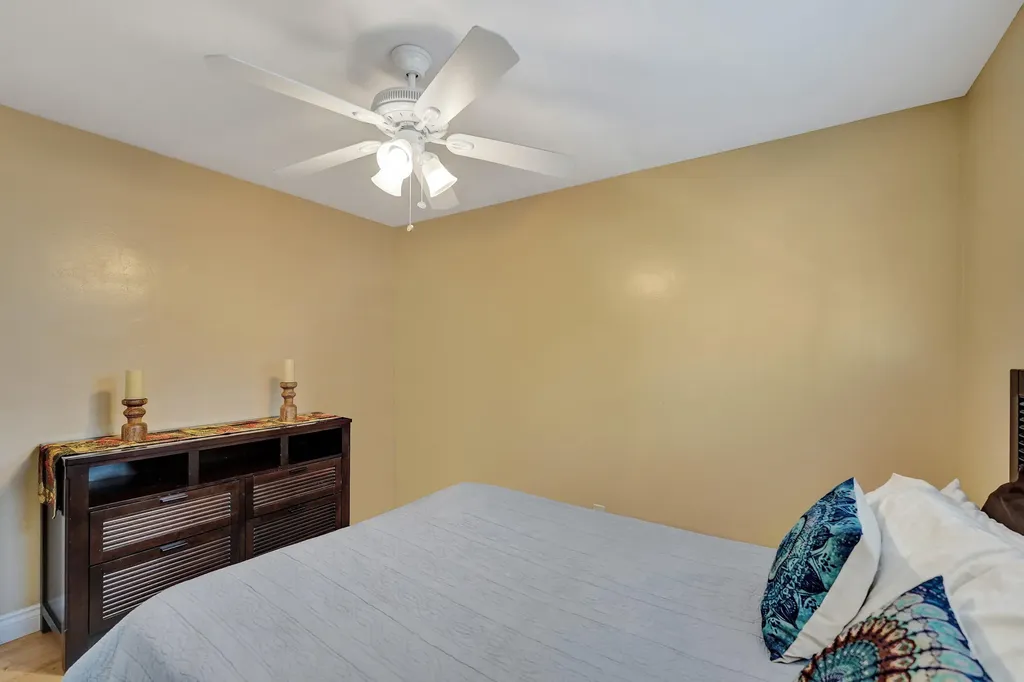 1921 N 49th Avenue Hollywood FL 33021