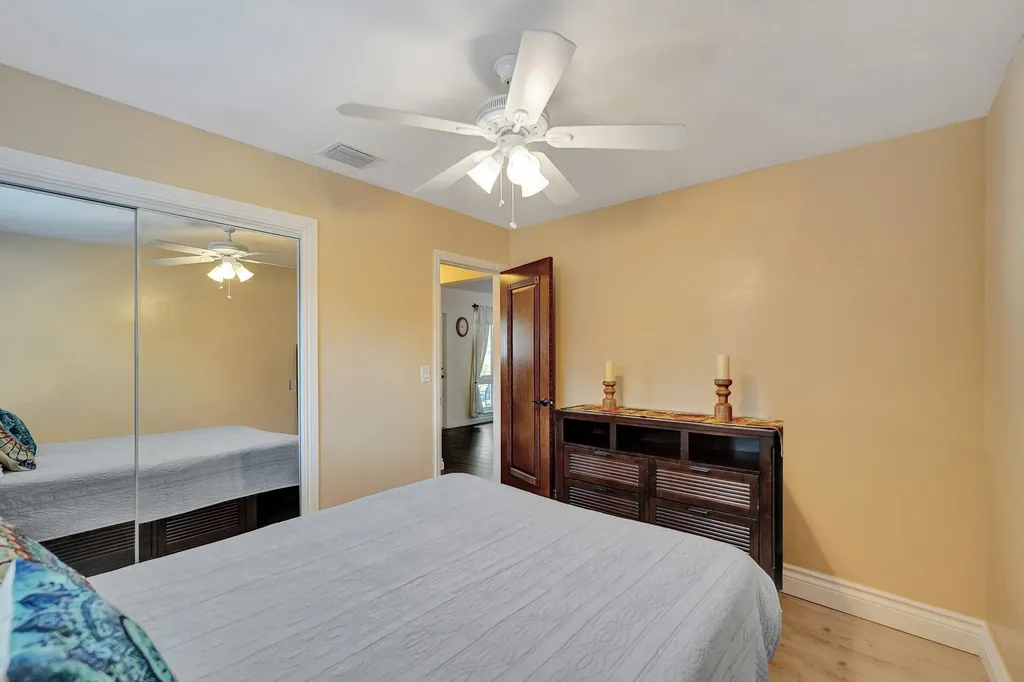 1921 N 49th Avenue Hollywood FL 33021