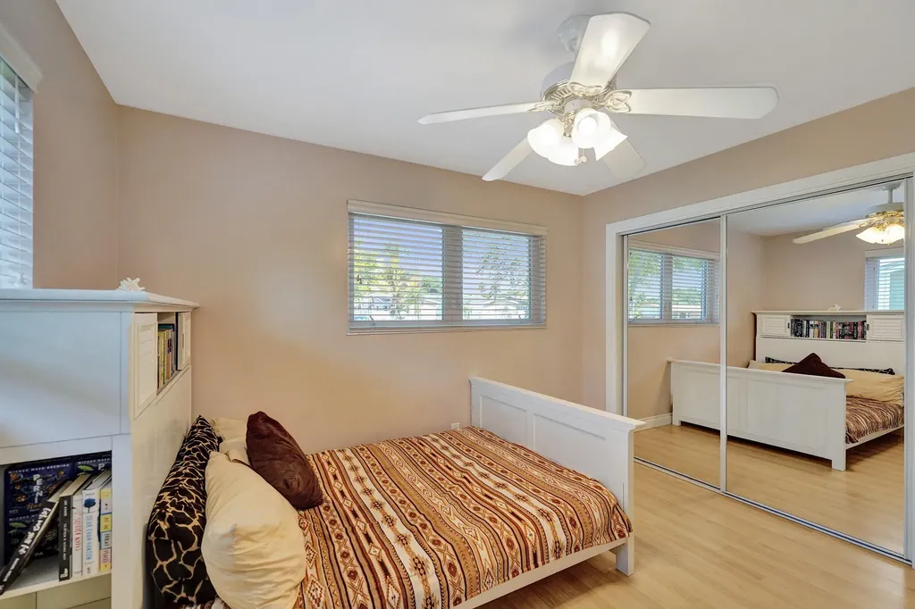 1921 N 49th Avenue Hollywood FL 33021