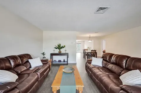 1921 N 49th Avenue Hollywood FL 33021