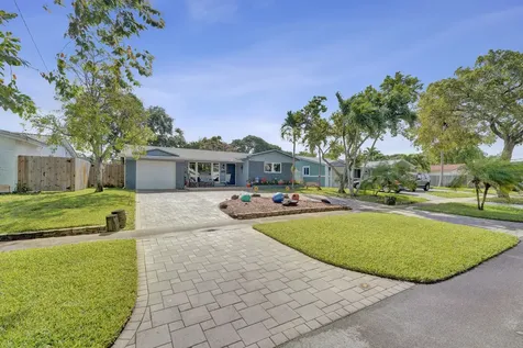 1921 N 49th Avenue Hollywood FL 33021