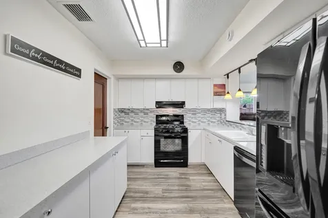 1921 N 49th Avenue Hollywood FL 33021