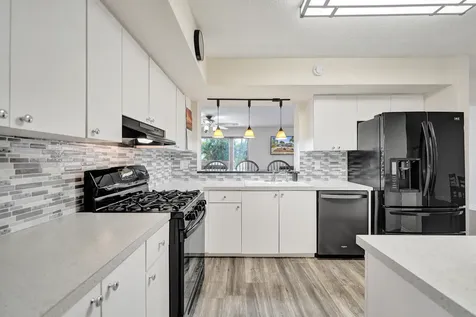 1921 N 49th Avenue Hollywood FL 33021