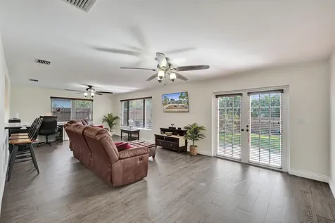1921 N 49th Avenue Hollywood FL 33021