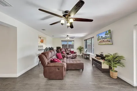 1921 N 49th Avenue Hollywood FL 33021
