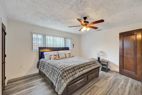 1921 N 49th Avenue Hollywood FL 33021
