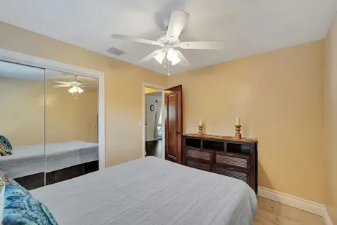 1921 N 49th Avenue Hollywood FL 33021