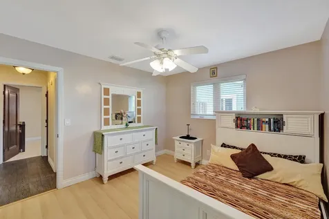 1921 N 49th Avenue Hollywood FL 33021