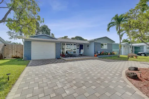 1921 N 49th Avenue Hollywood FL 33021