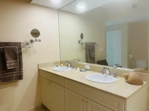 975 NW Flagler Avenue Stuart FL 34994