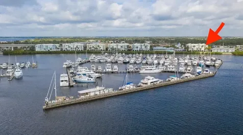 975 NW Flagler Avenue Stuart FL 34994