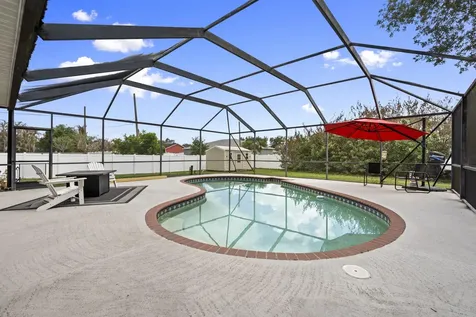 138 SW Airview Avenue Port St Lucie FL 34984