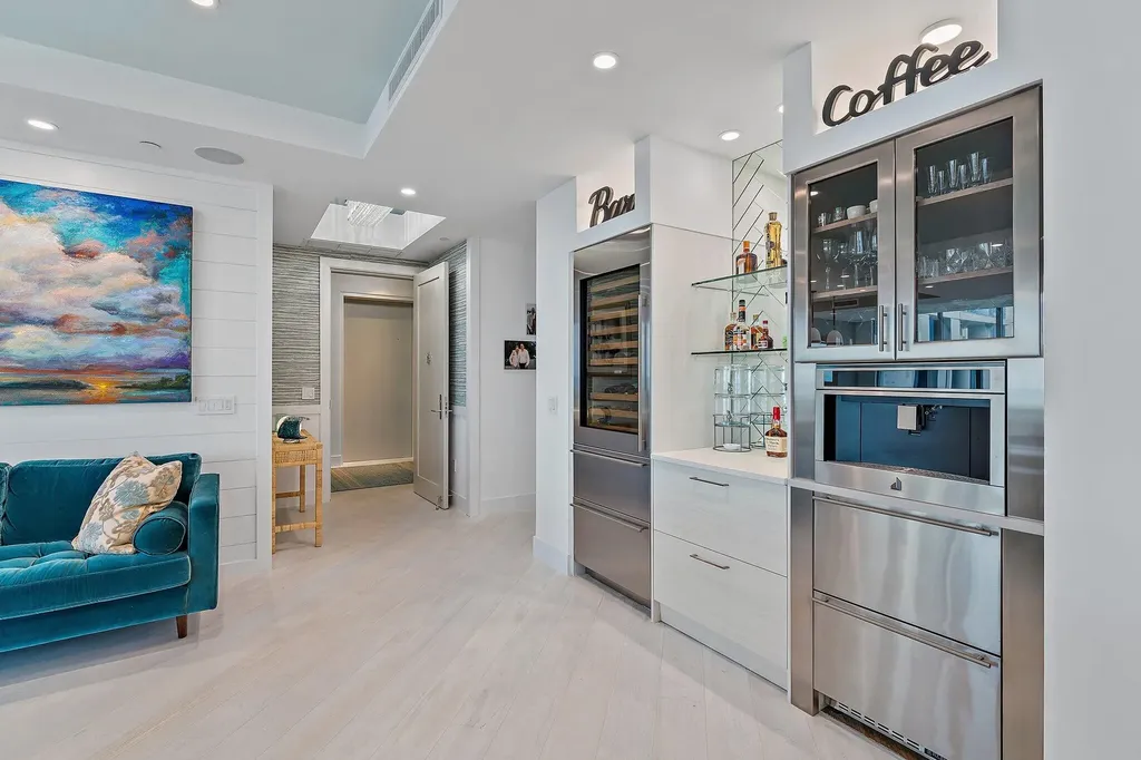 1 Water Club Way North Palm Beach FL 33408