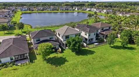 7605 Moonrise Drive Lake Worth FL 33467