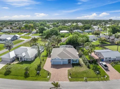 858 George Street Sebastian FL 32958