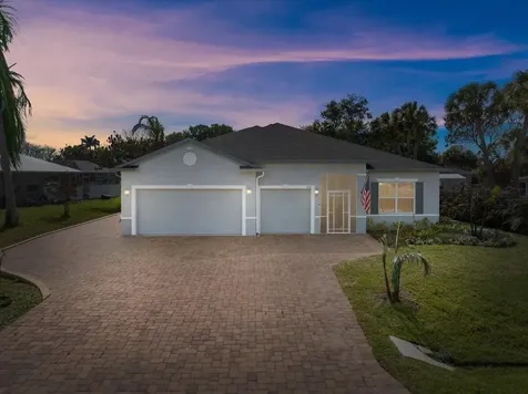 858 George Street Sebastian FL 32958