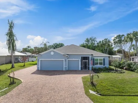 858 George Street Sebastian FL 32958