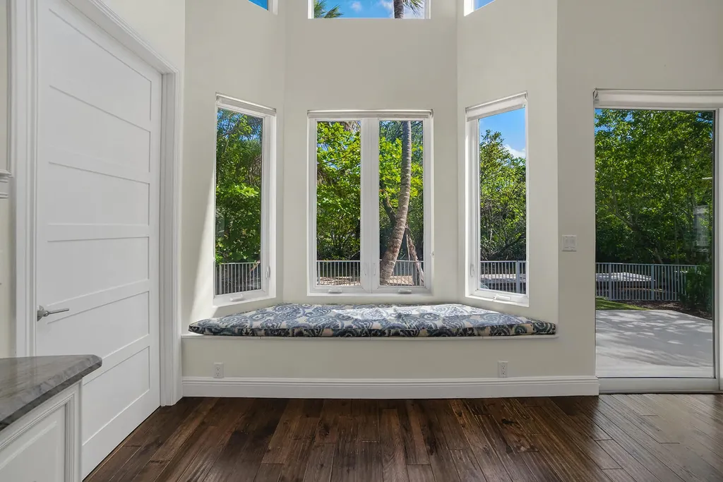 216 SE 10th Street Fort Lauderdale FL 33316