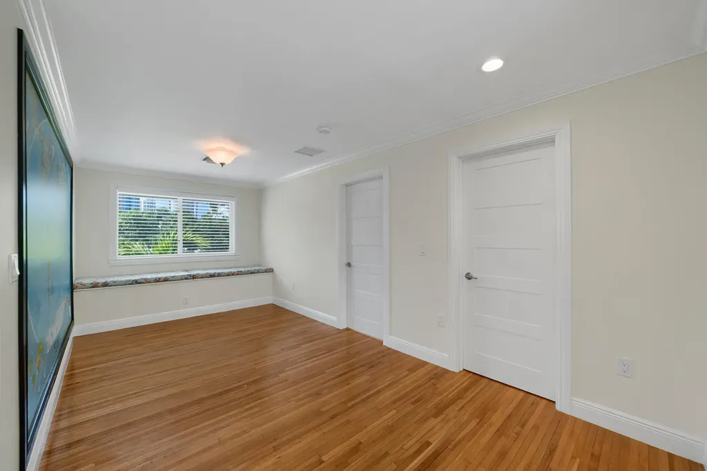 216 SE 10th Street Fort Lauderdale FL 33316