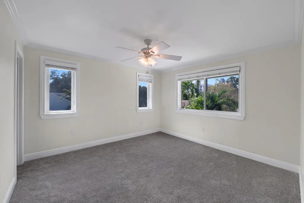 216 SE 10th Street Fort Lauderdale FL 33316