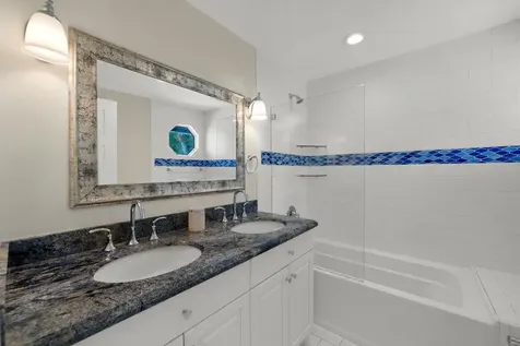 216 SE 10th Street Fort Lauderdale FL 33316