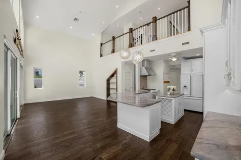 216 SE 10th Street Fort Lauderdale FL 33316